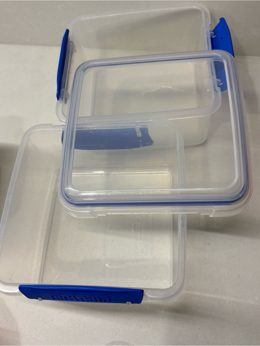 7 Piece Mixed Color Food Storage Containers - Multi-Color bundle - Picture 5 of 11